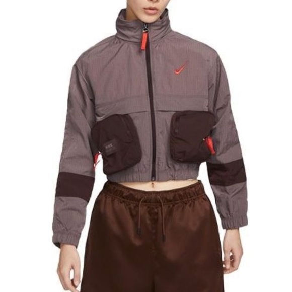 NWT Nike Burgundy Utility Water Repellent Jacket Size XS - Picture 1 of 6